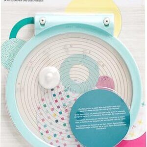 * We R Memory Keepers Circle Spin & Trim Tool NWT